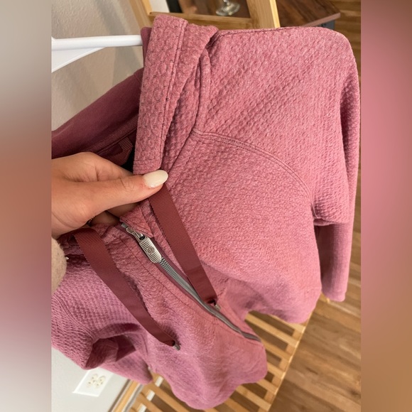 Lulu zip up - Picture 3 of 3